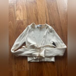 A.N.A cream crop top. L